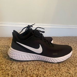 Nike Revolution Running Shoes (Sz 8.5 New)